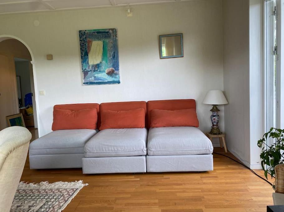 Apartment Right Next To The Golf Course And With The Ocean Just Around The Corner Ljungskile Ngoại thất bức ảnh