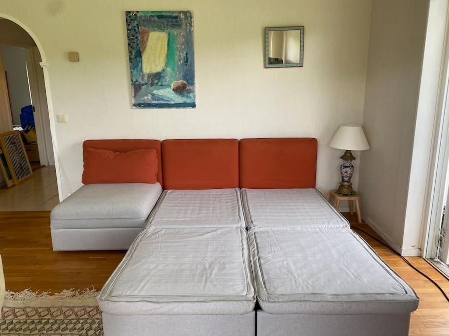 Apartment Right Next To The Golf Course And With The Ocean Just Around The Corner Ljungskile Ngoại thất bức ảnh